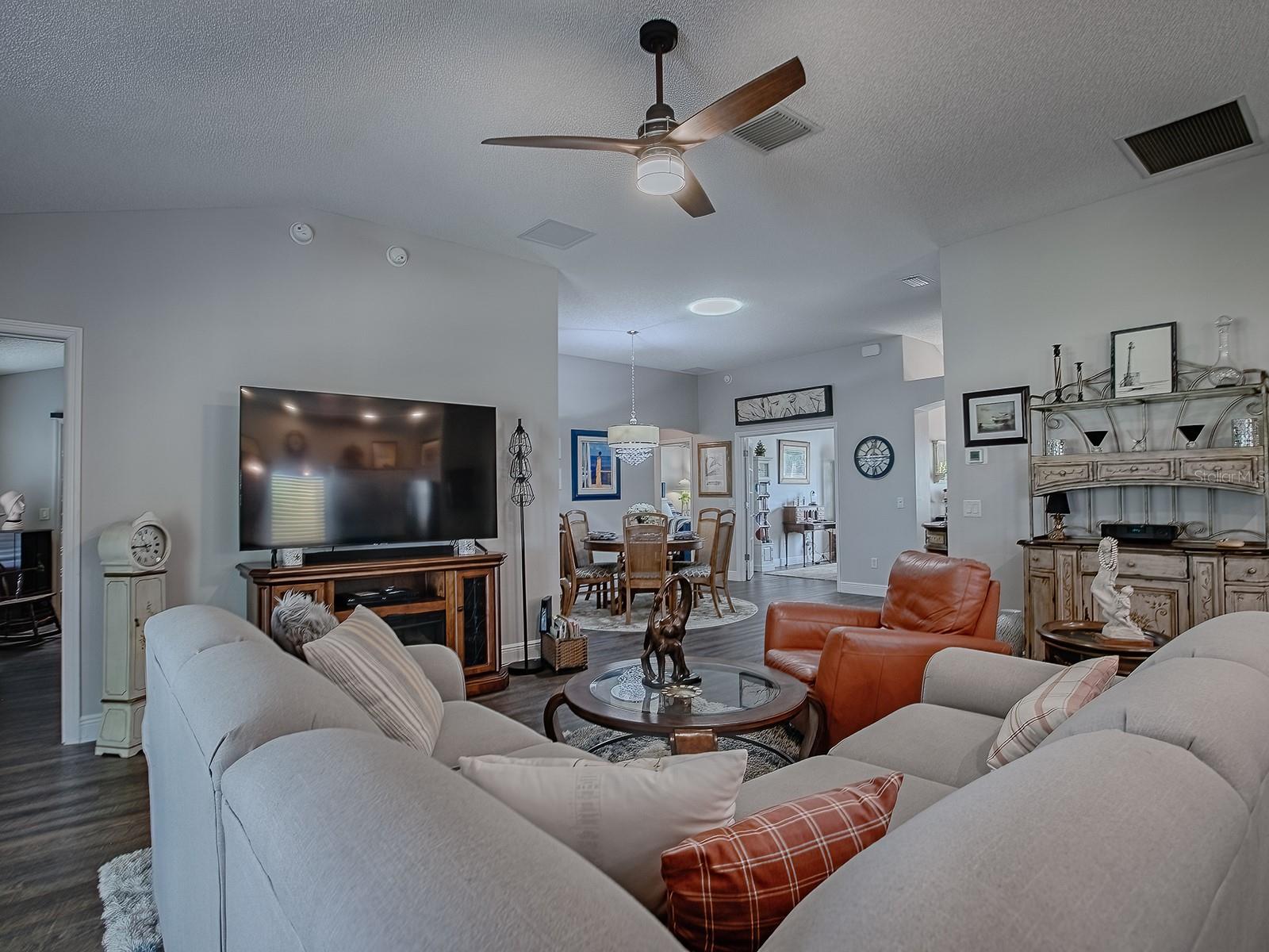 1739 LAKEWOOD DR, THE VILLAGES, FL, 32162