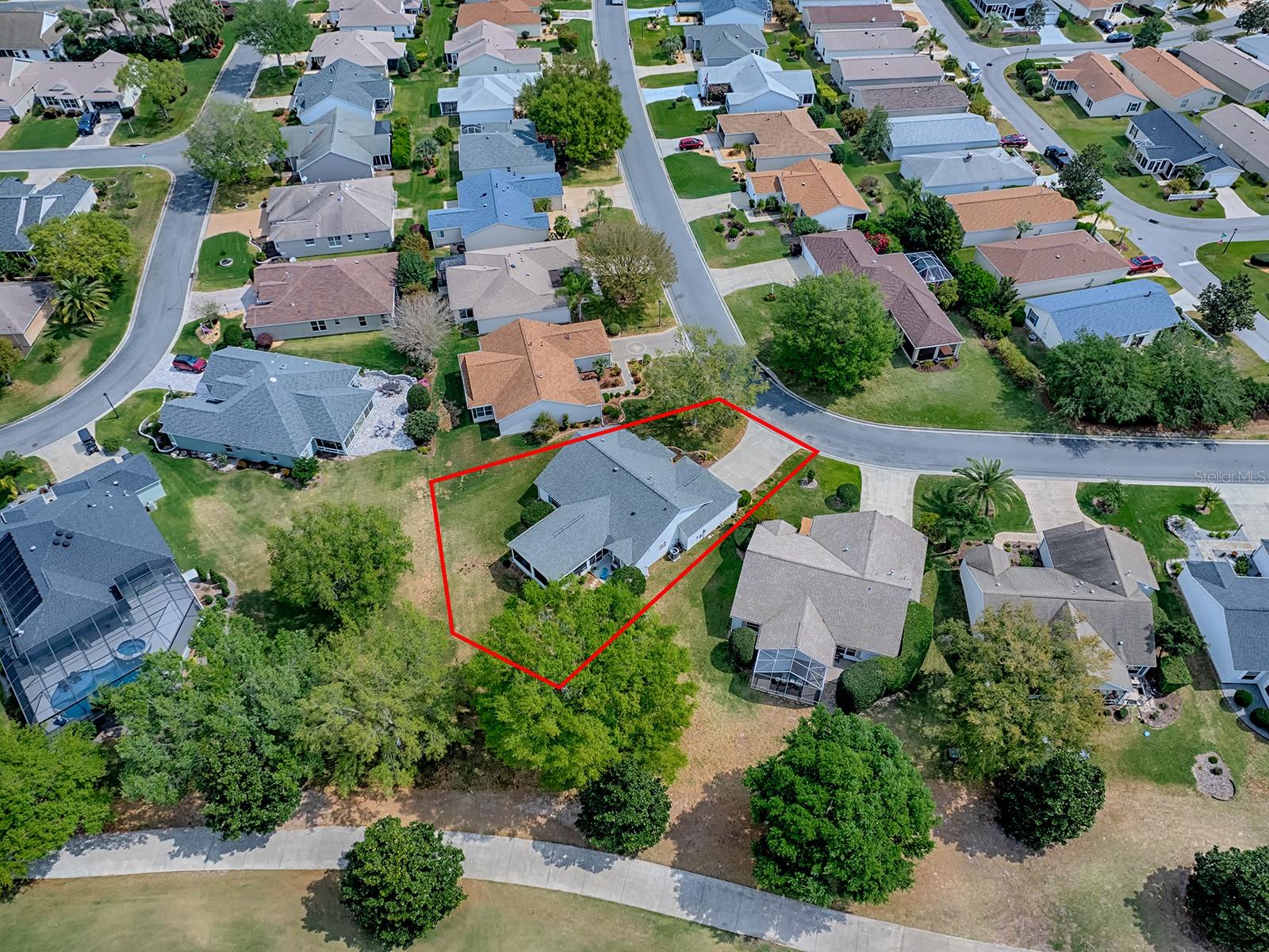 1739 LAKEWOOD DR, THE VILLAGES, FL, 32162
