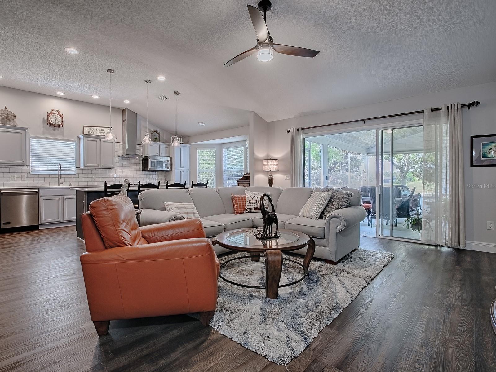 1739 LAKEWOOD DR, THE VILLAGES, FL, 32162