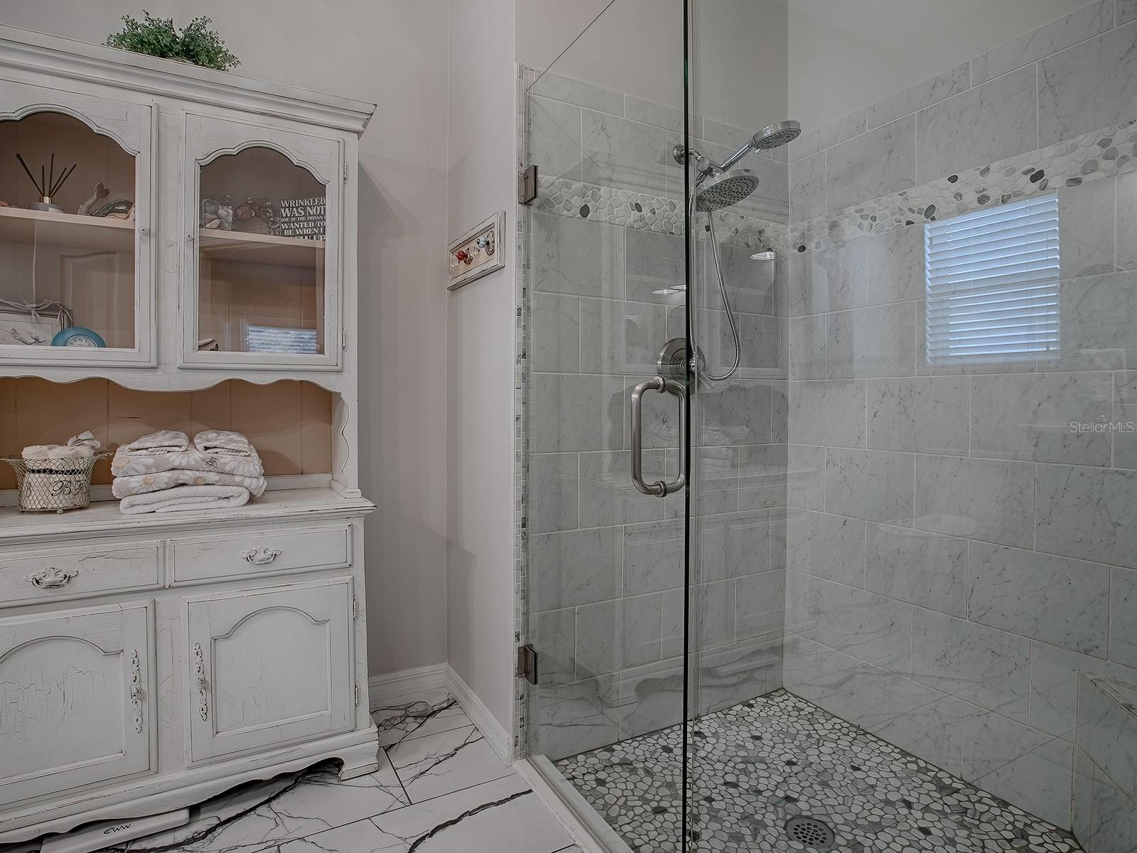 1739 LAKEWOOD DR, THE VILLAGES, FL, 32162