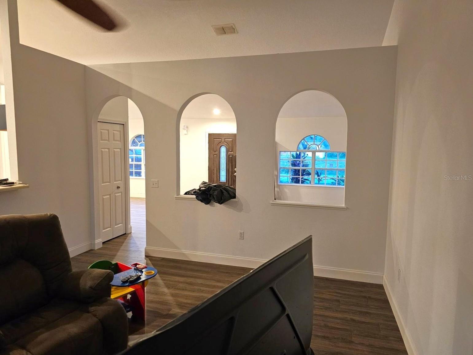 9295 MELODY CIR, PORT CHARLOTTE, FL, 33981