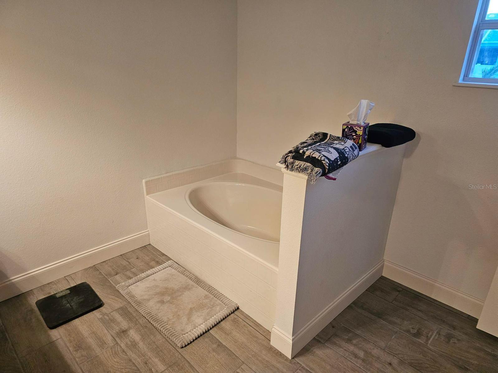 9295 MELODY CIR, PORT CHARLOTTE, FL, 33981