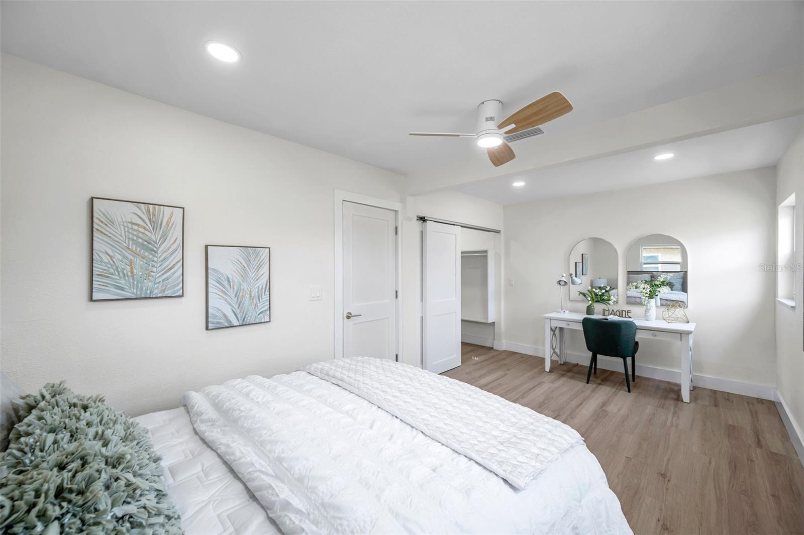 5833 DARTMOUTH AVE N, ST PETERSBURG, FL, 33710