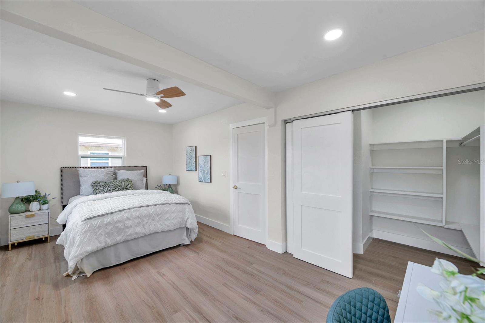 5833 DARTMOUTH AVE N, ST PETERSBURG, FL, 33710