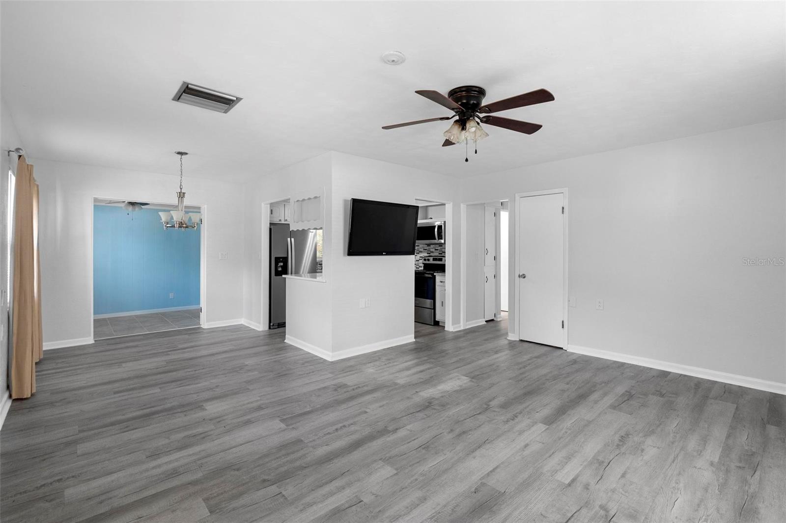 3005 GARDEN RD, EUSTIS, FL, 32726