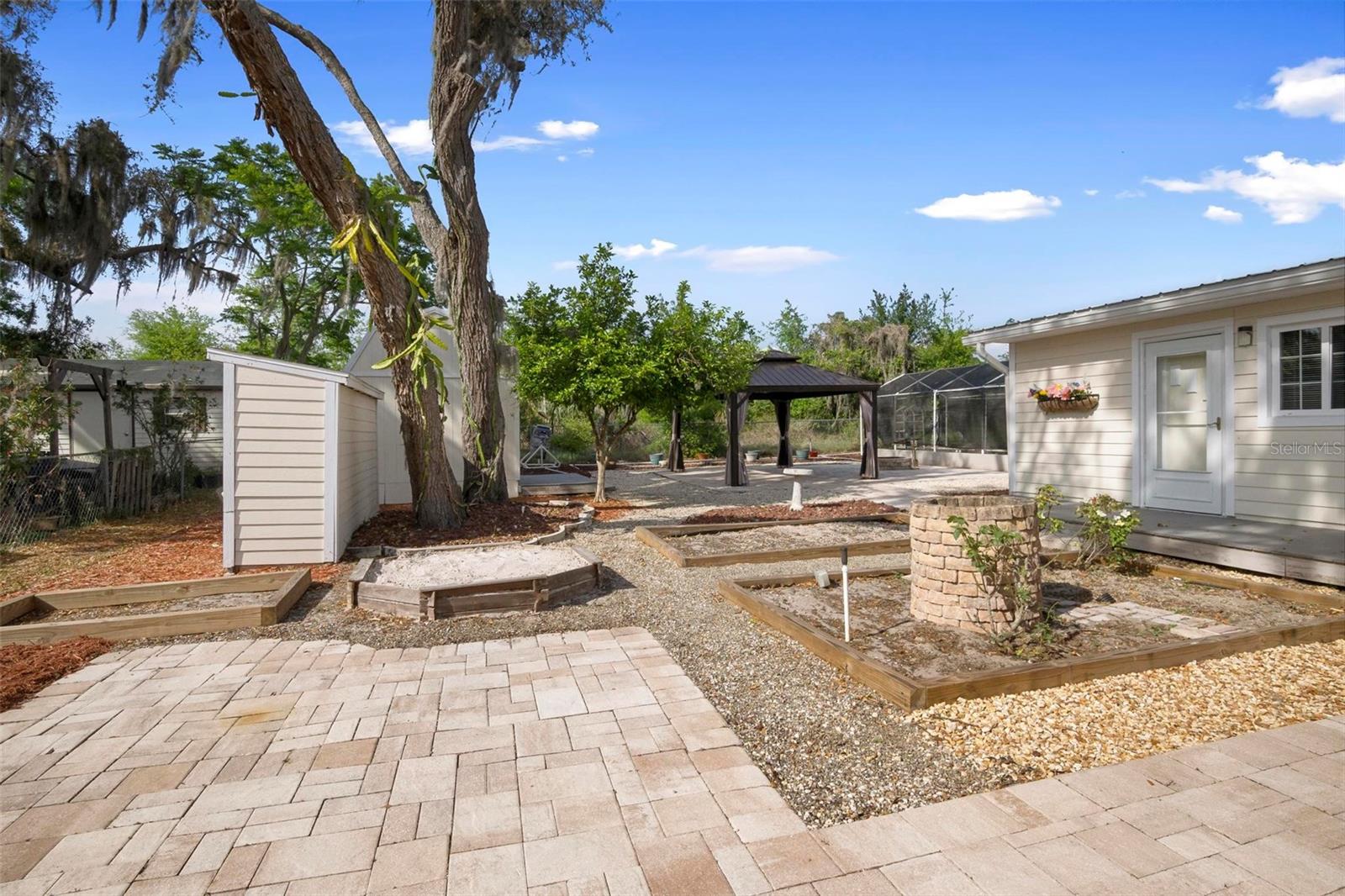 3005 GARDEN RD, EUSTIS, FL, 32726