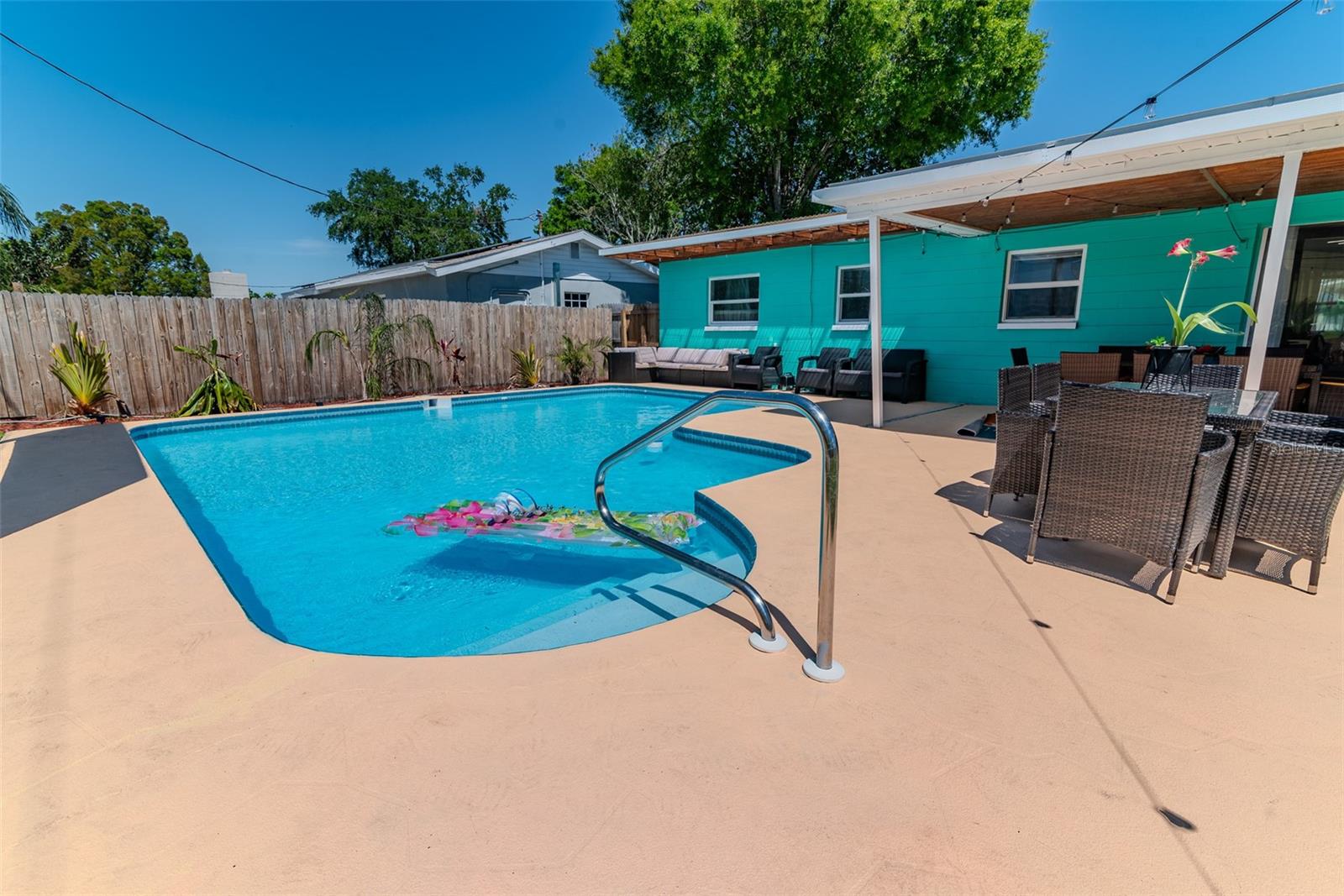 7530 85TH LN, SEMINOLE, FL, 33777