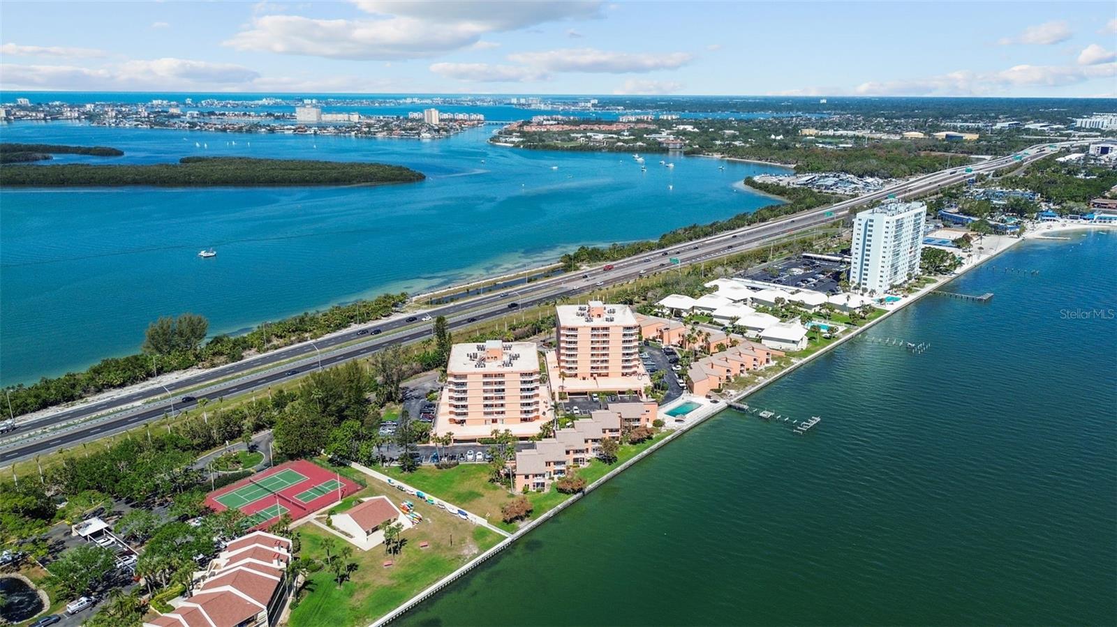 7430 SUNSHINE SKYWAY LN S #402, ST PETERSBURG, FL, 33711