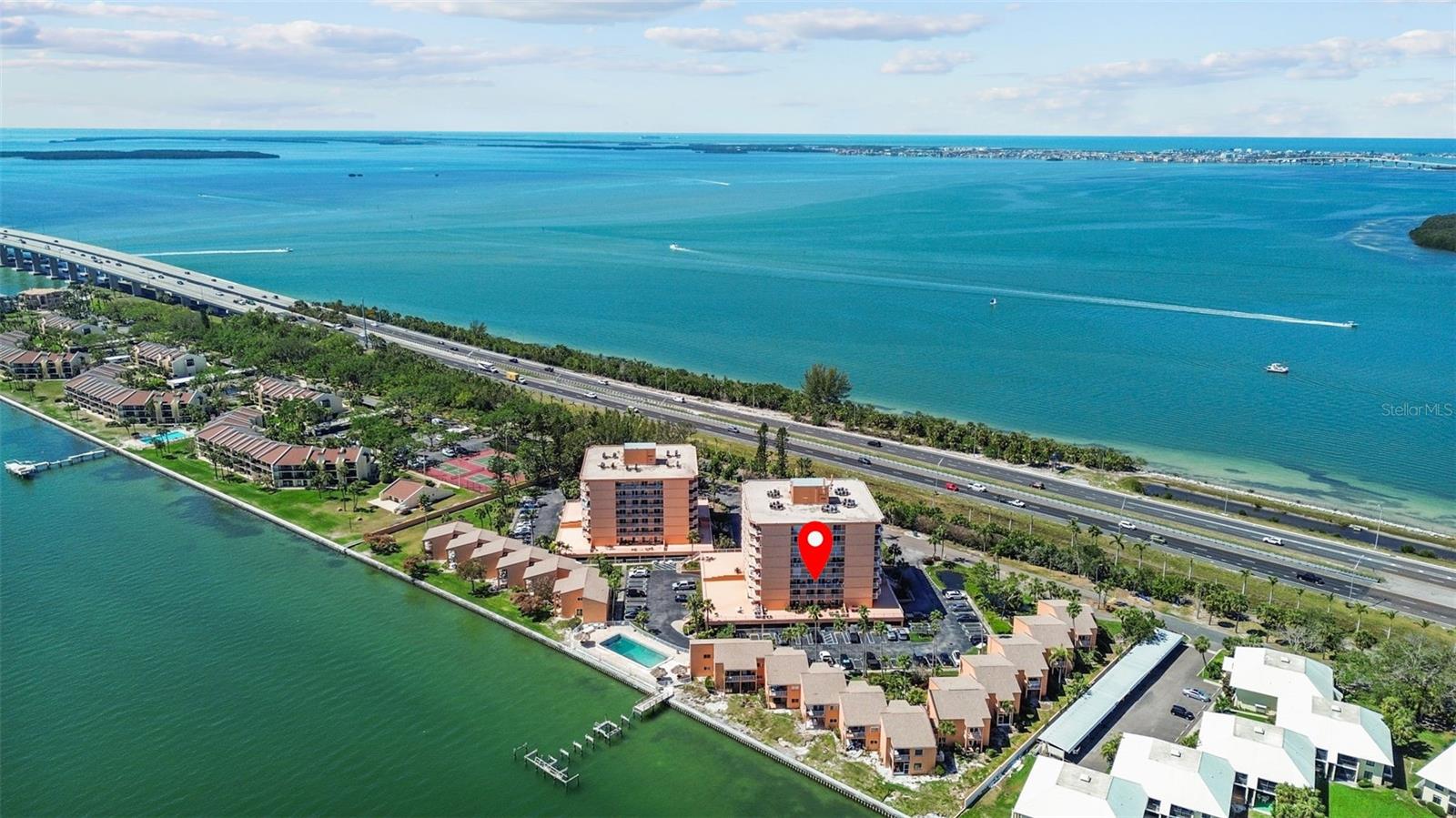 7430 SUNSHINE SKYWAY LN S #402, ST PETERSBURG, FL, 33711