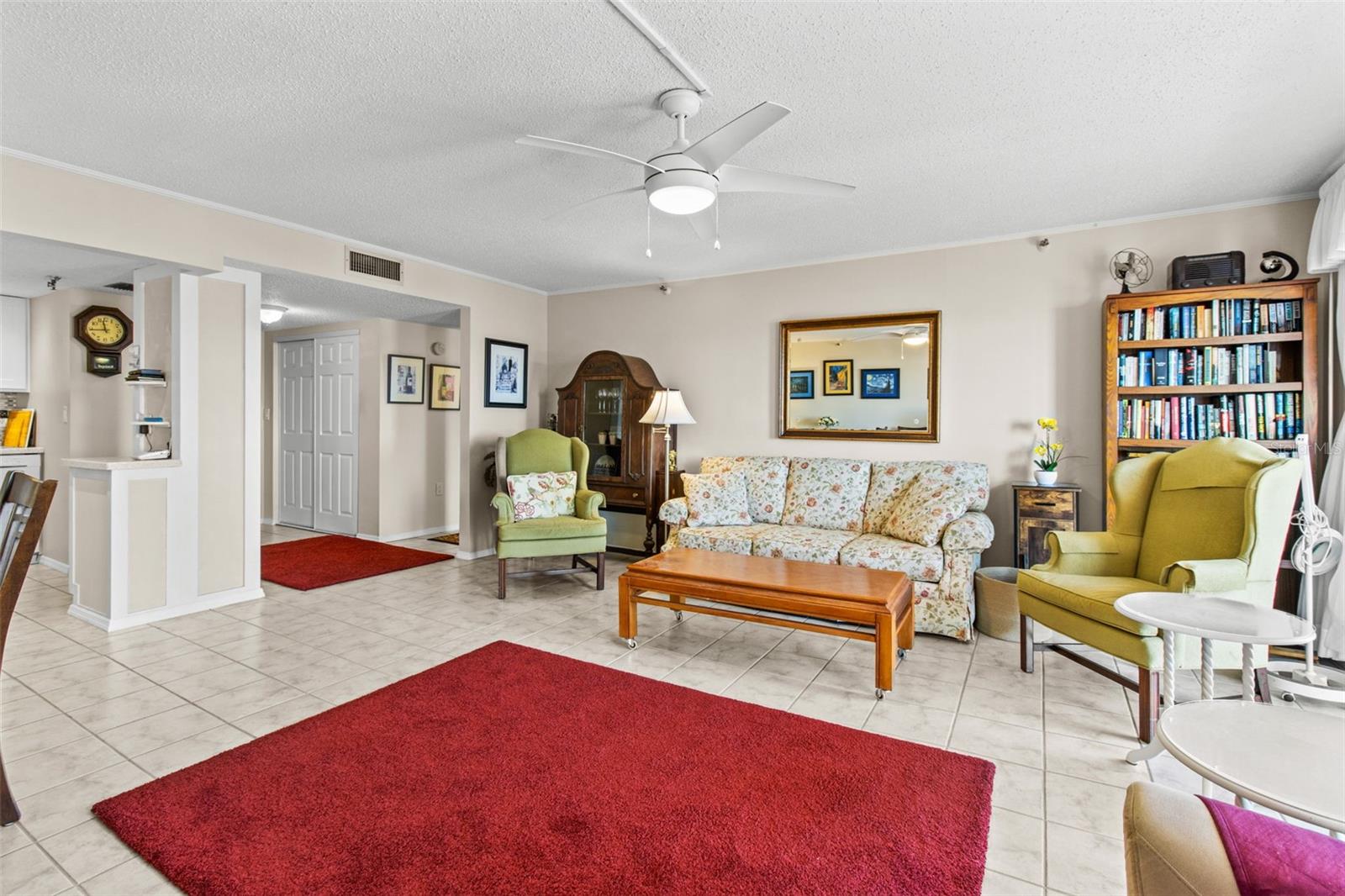 7430 SUNSHINE SKYWAY LN S #402, ST PETERSBURG, FL, 33711