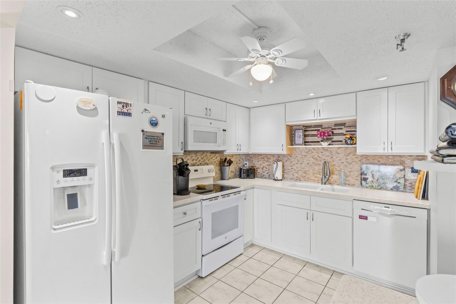 7430 SUNSHINE SKYWAY LN S #402, ST PETERSBURG, FL, 33711
