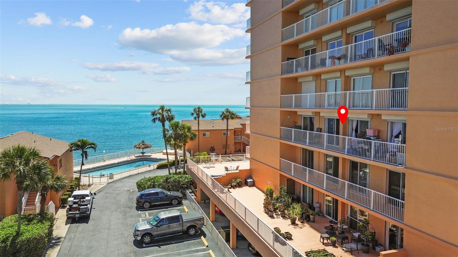 7430 SUNSHINE SKYWAY LN S #402, ST PETERSBURG, FL, 33711