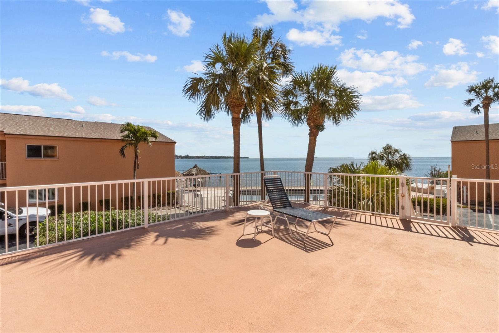 7430 SUNSHINE SKYWAY LN S #402, ST PETERSBURG, FL, 33711