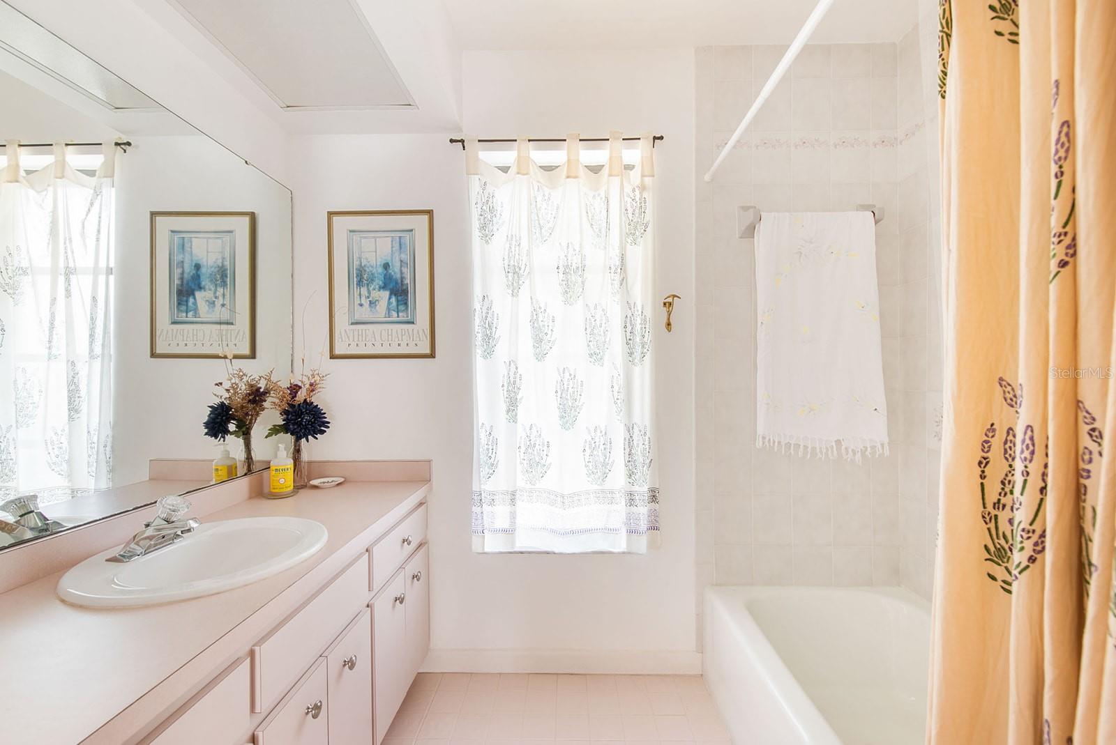 60 N OXFORD DR, ENGLEWOOD, FL, 34223