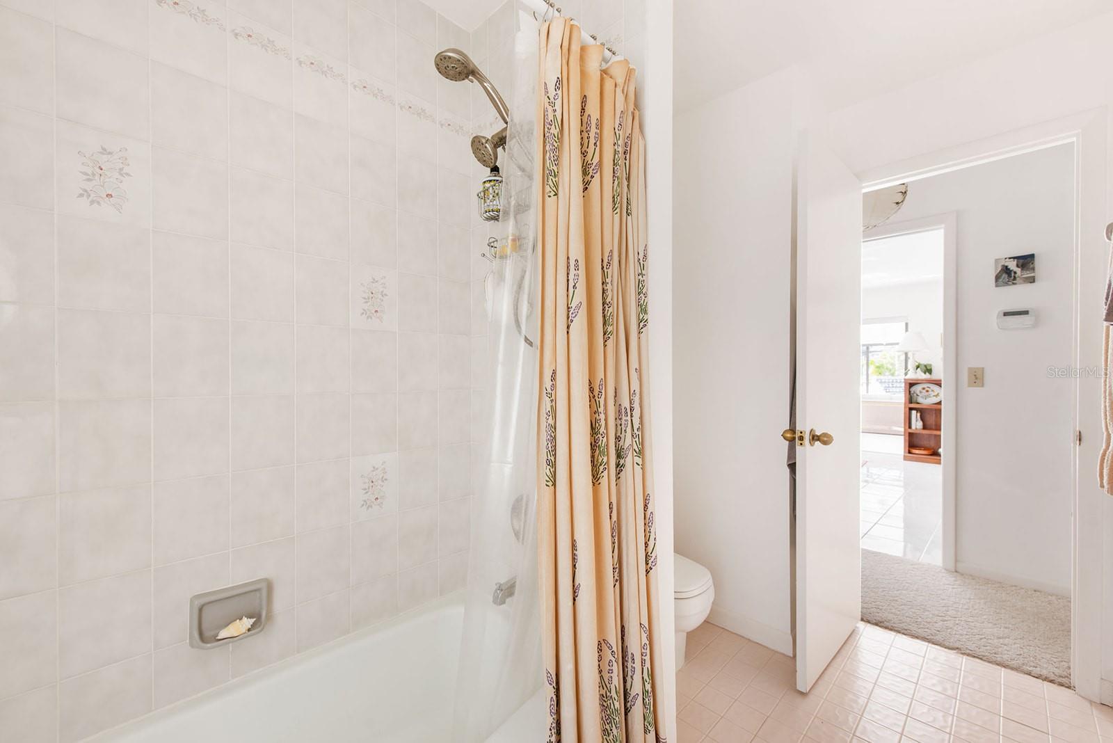 60 N OXFORD DR, ENGLEWOOD, FL, 34223