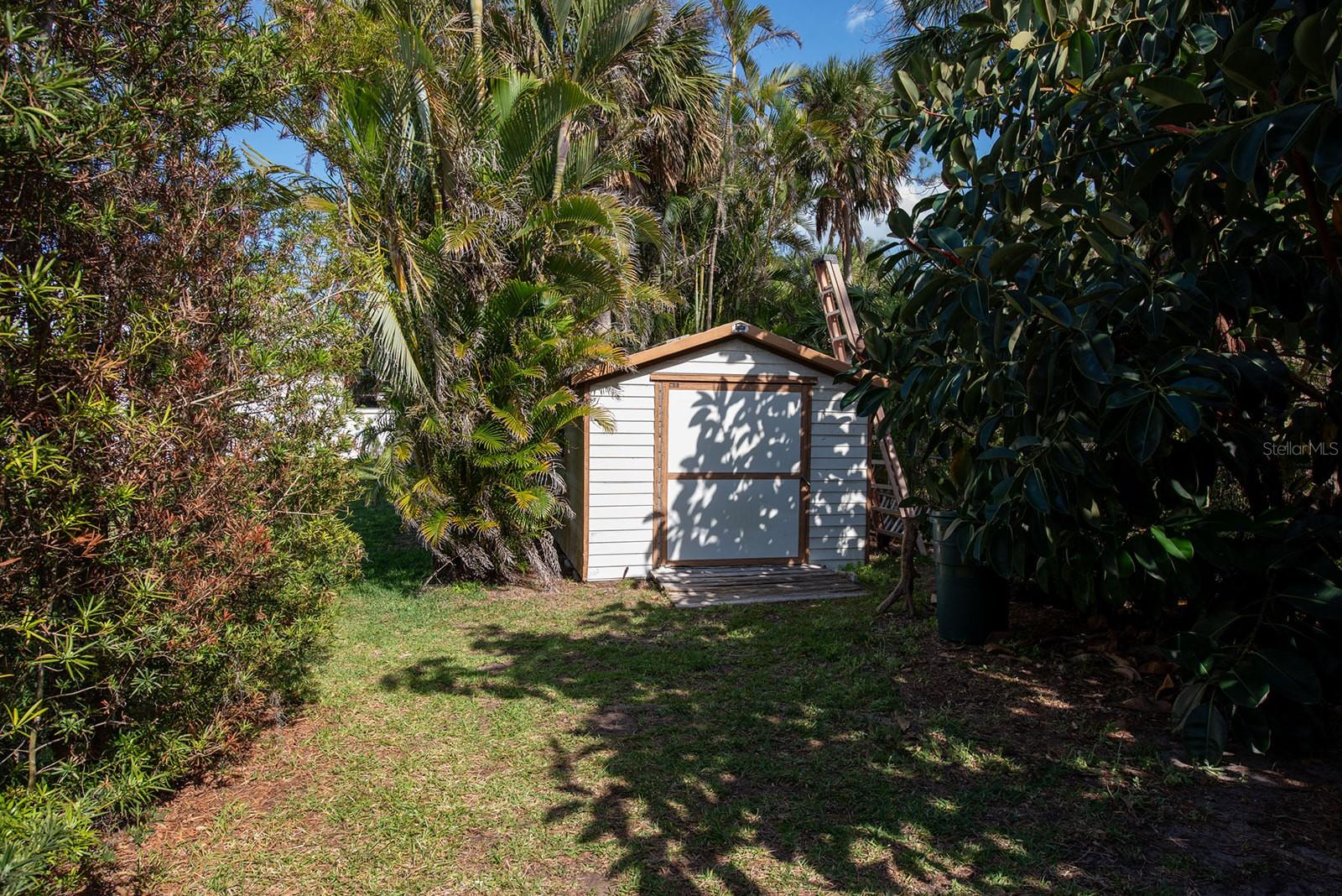 60 N OXFORD DR, ENGLEWOOD, FL, 34223