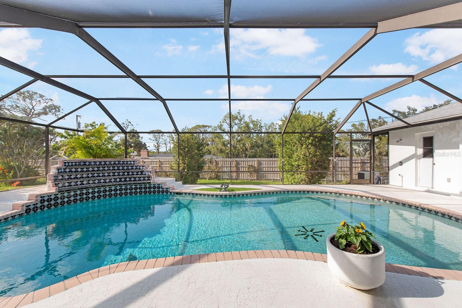 60 N OXFORD DR, ENGLEWOOD, FL, 34223