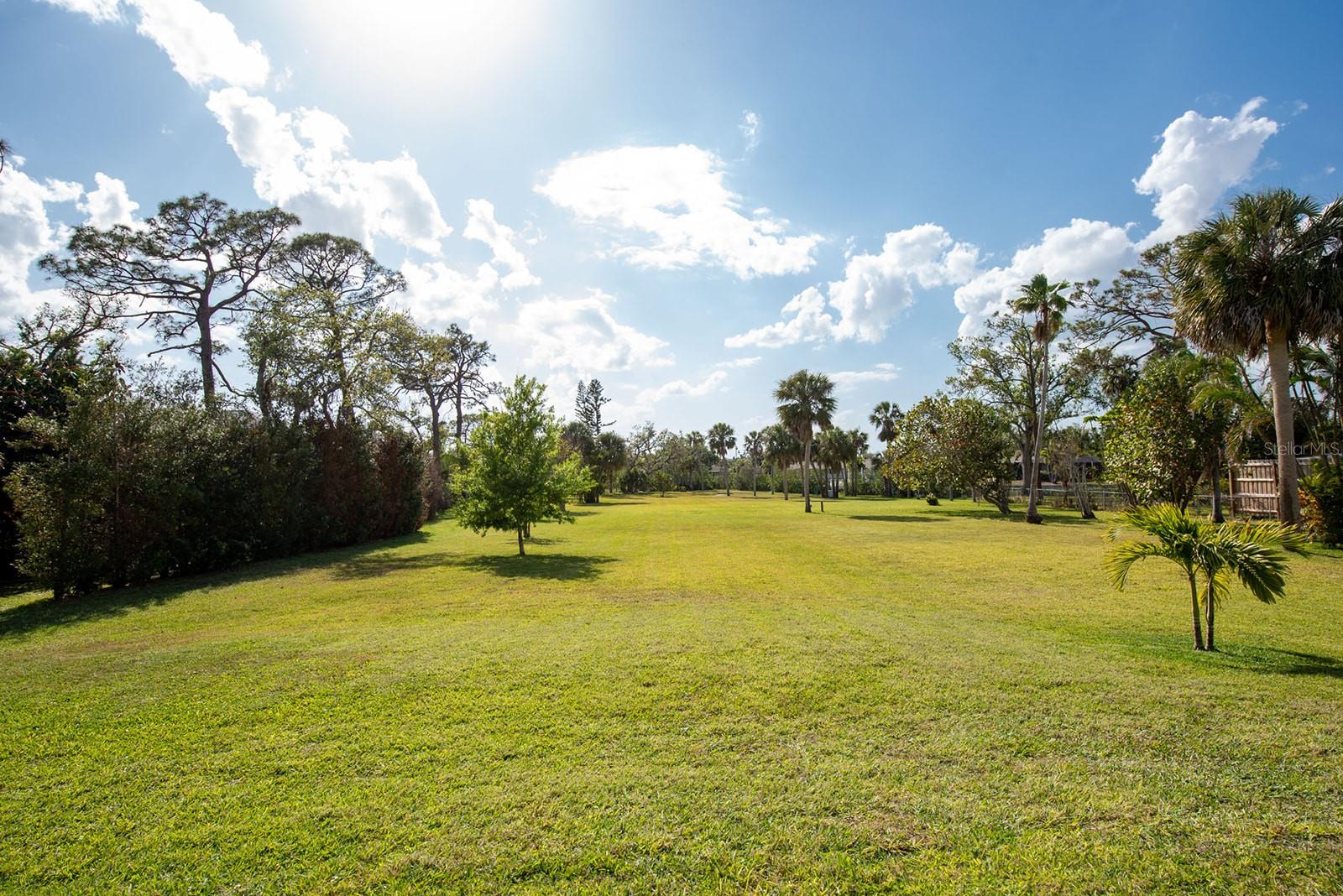 60 N OXFORD DR, ENGLEWOOD, FL, 34223