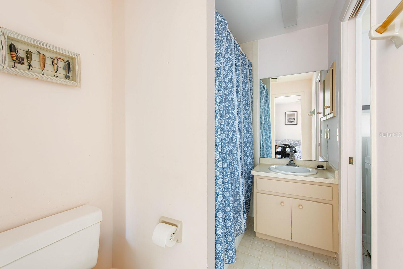 60 N OXFORD DR, ENGLEWOOD, FL, 34223