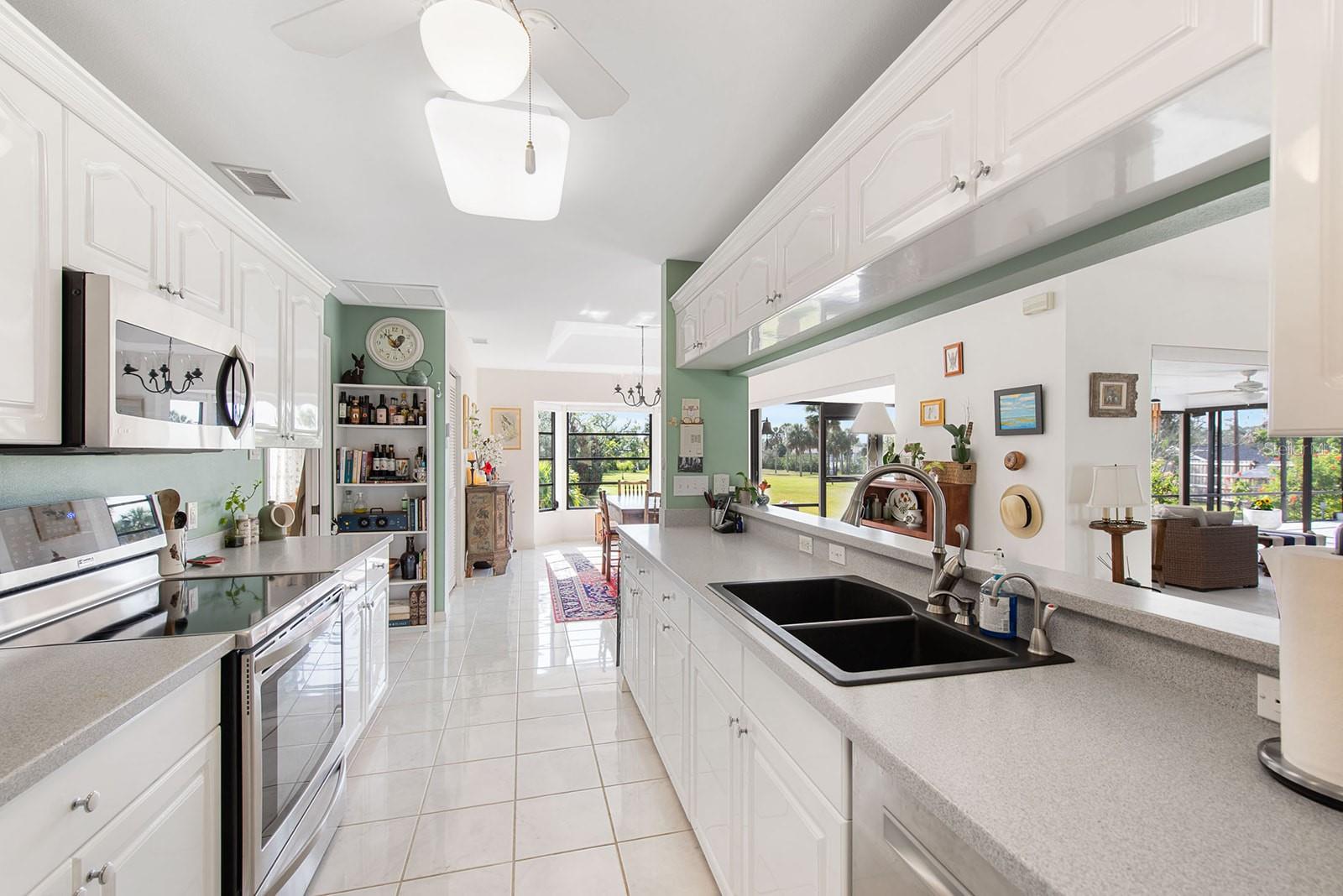 60 N OXFORD DR, ENGLEWOOD, FL, 34223