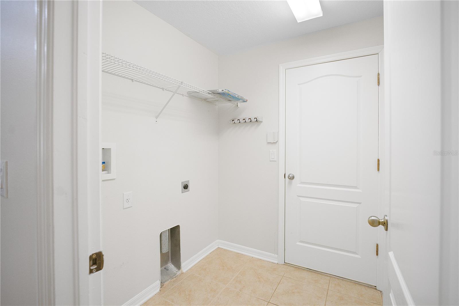 4042 LANGDRUM DR, WESLEY CHAPEL, FL, 33543