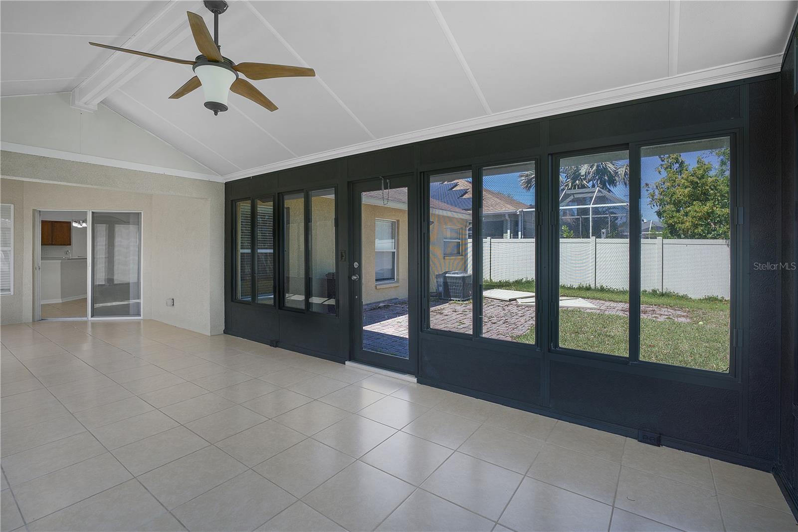 4042 LANGDRUM DR, WESLEY CHAPEL, FL, 33543