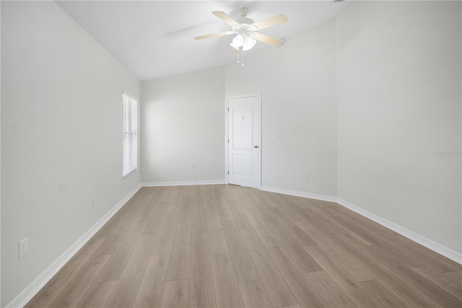 4042 LANGDRUM DR, WESLEY CHAPEL, FL, 33543