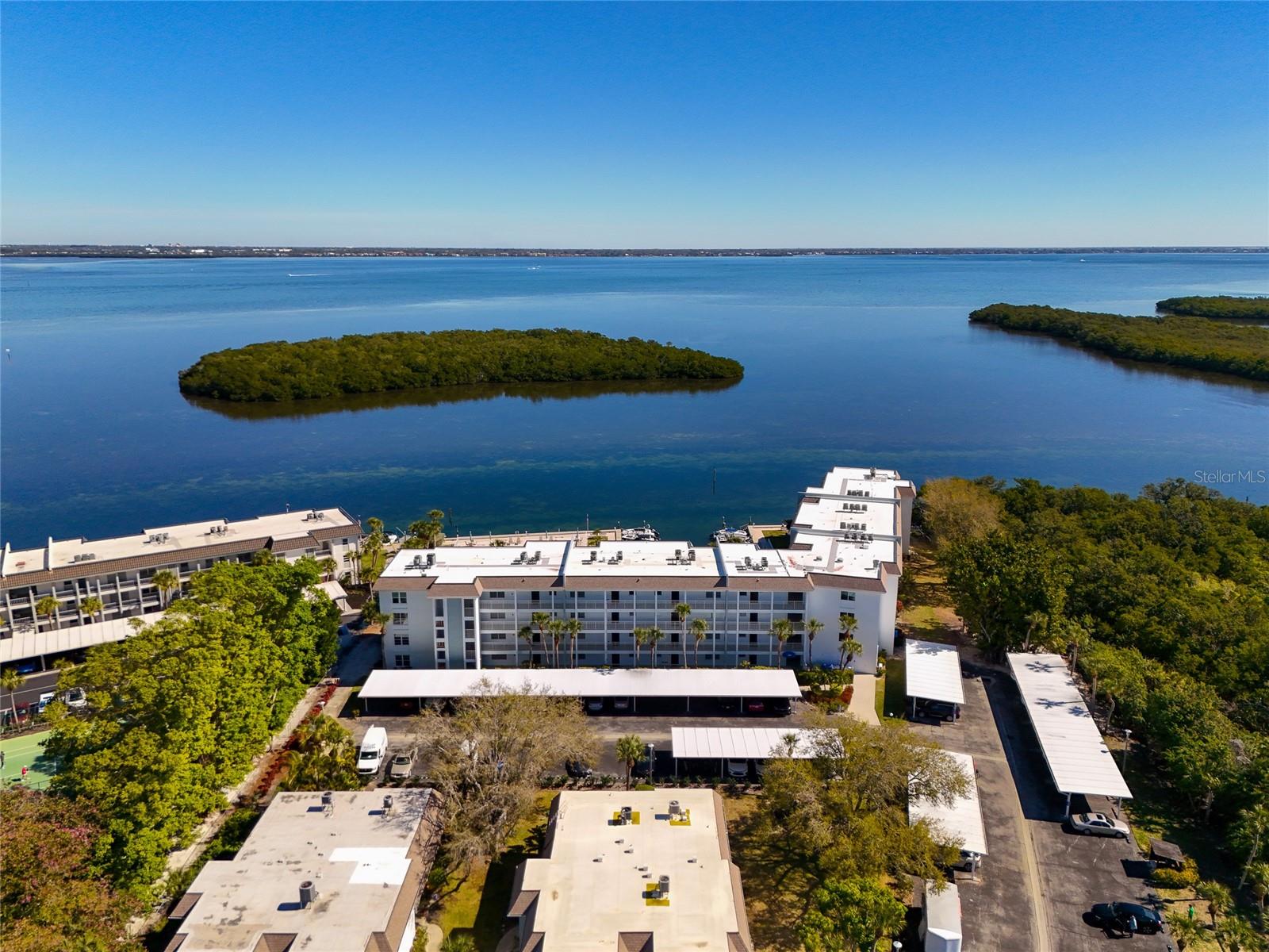 605 SUTTON PL #401-A, LONGBOAT KEY, FL, 34228