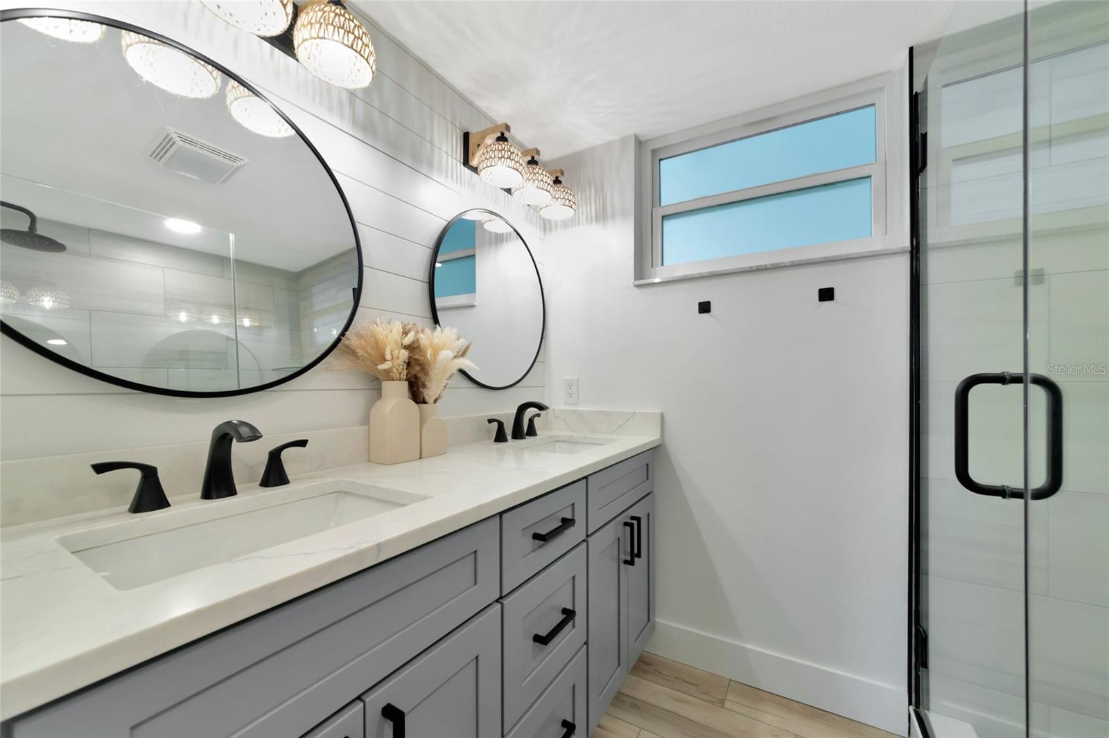 605 SUTTON PL #401-A, LONGBOAT KEY, FL, 34228