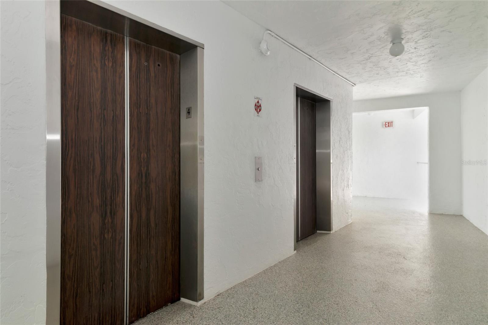 605 SUTTON PL #401-A, LONGBOAT KEY, FL, 34228