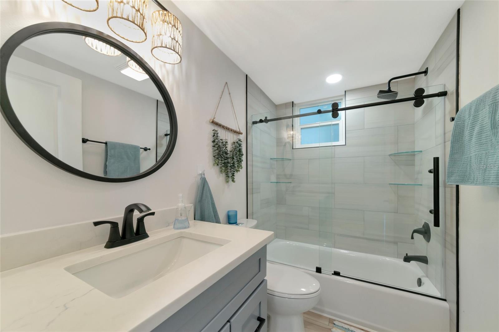 605 SUTTON PL #401-A, LONGBOAT KEY, FL, 34228