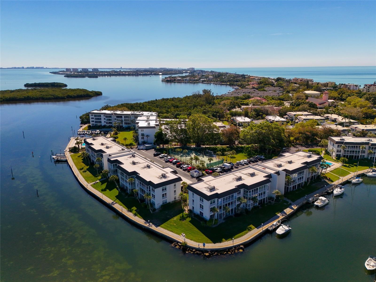 605 SUTTON PL #401-A, LONGBOAT KEY, FL, 34228