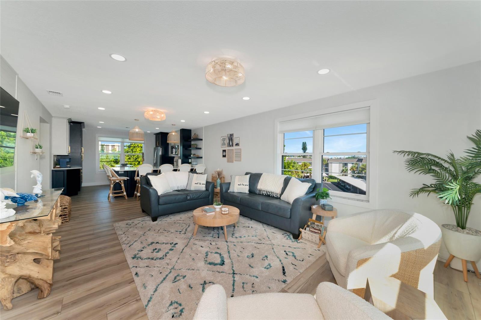 605 SUTTON PL #401-A, LONGBOAT KEY, FL, 34228