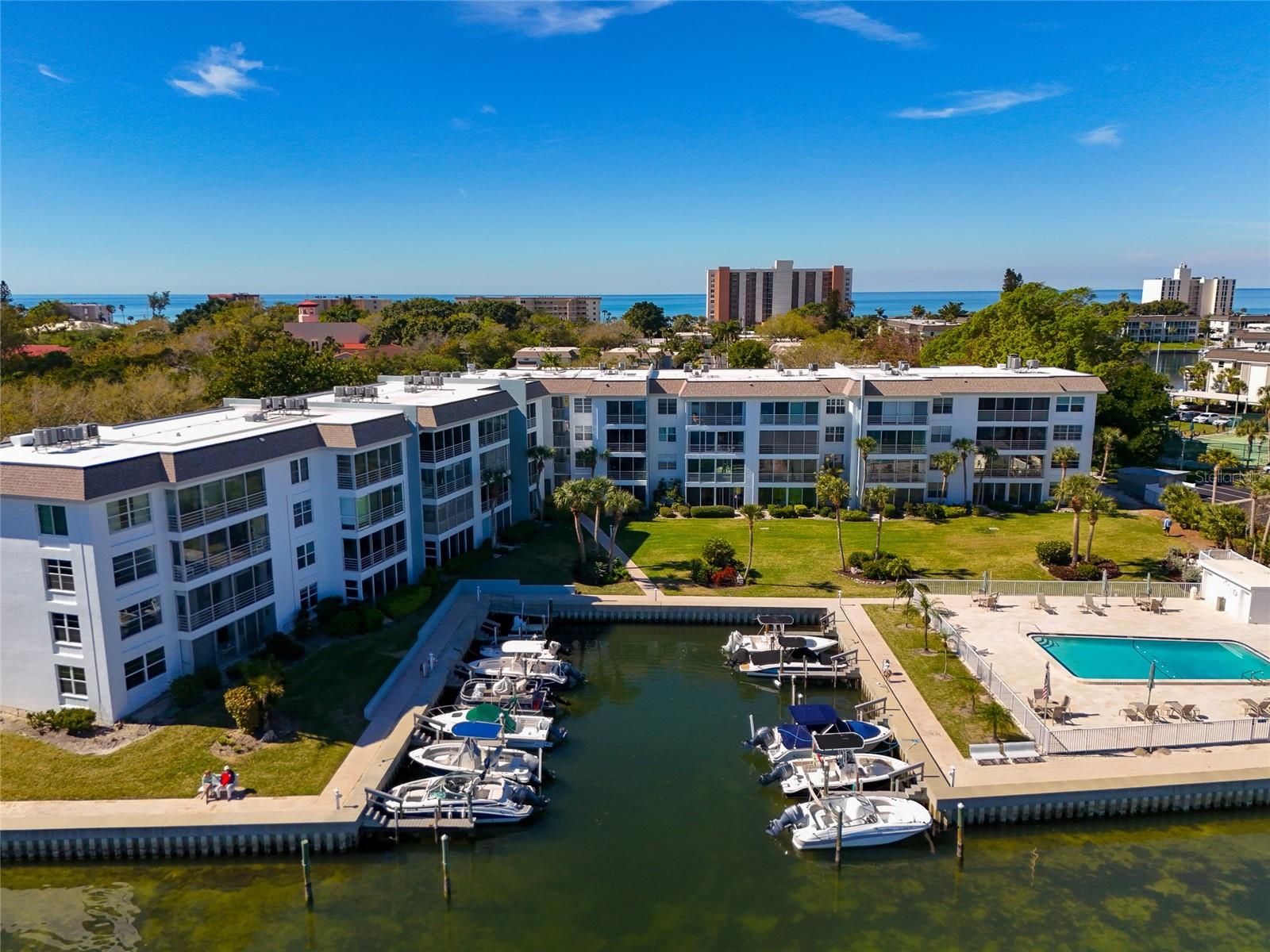 605 SUTTON PL #401-A, LONGBOAT KEY, FL, 34228