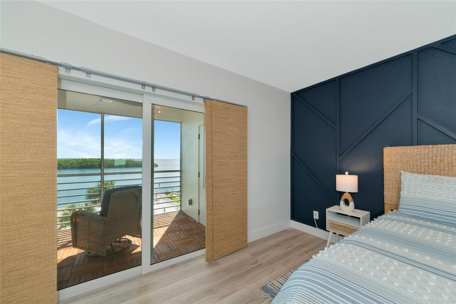 605 SUTTON PL #401-A, LONGBOAT KEY, FL, 34228