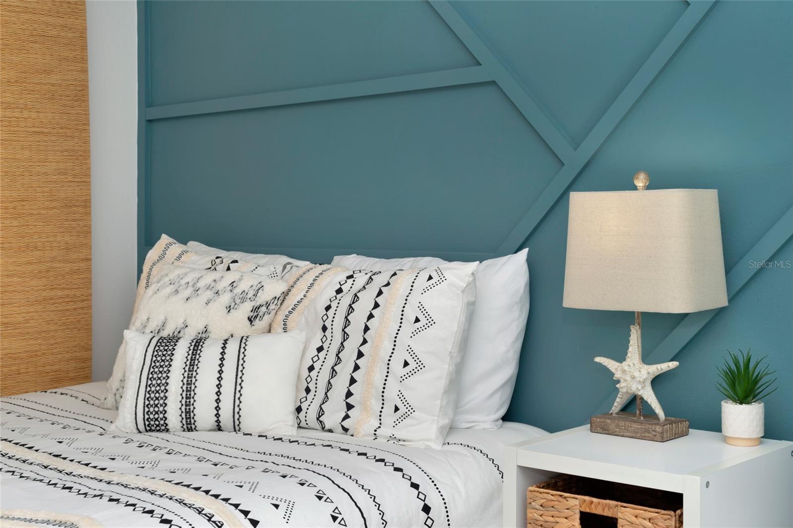 605 SUTTON PL #401-A, LONGBOAT KEY, FL, 34228