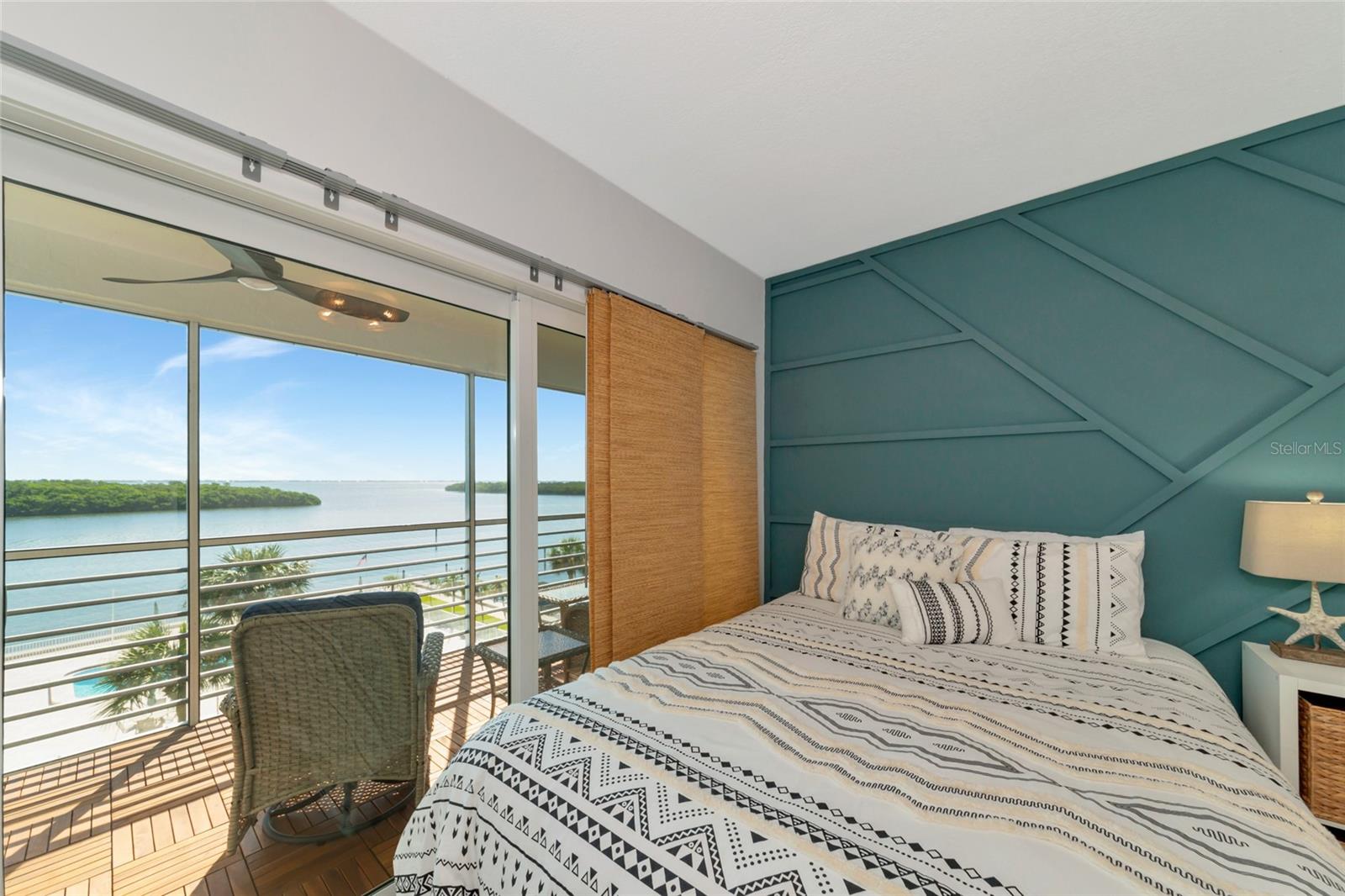 605 SUTTON PL #401-A, LONGBOAT KEY, FL, 34228