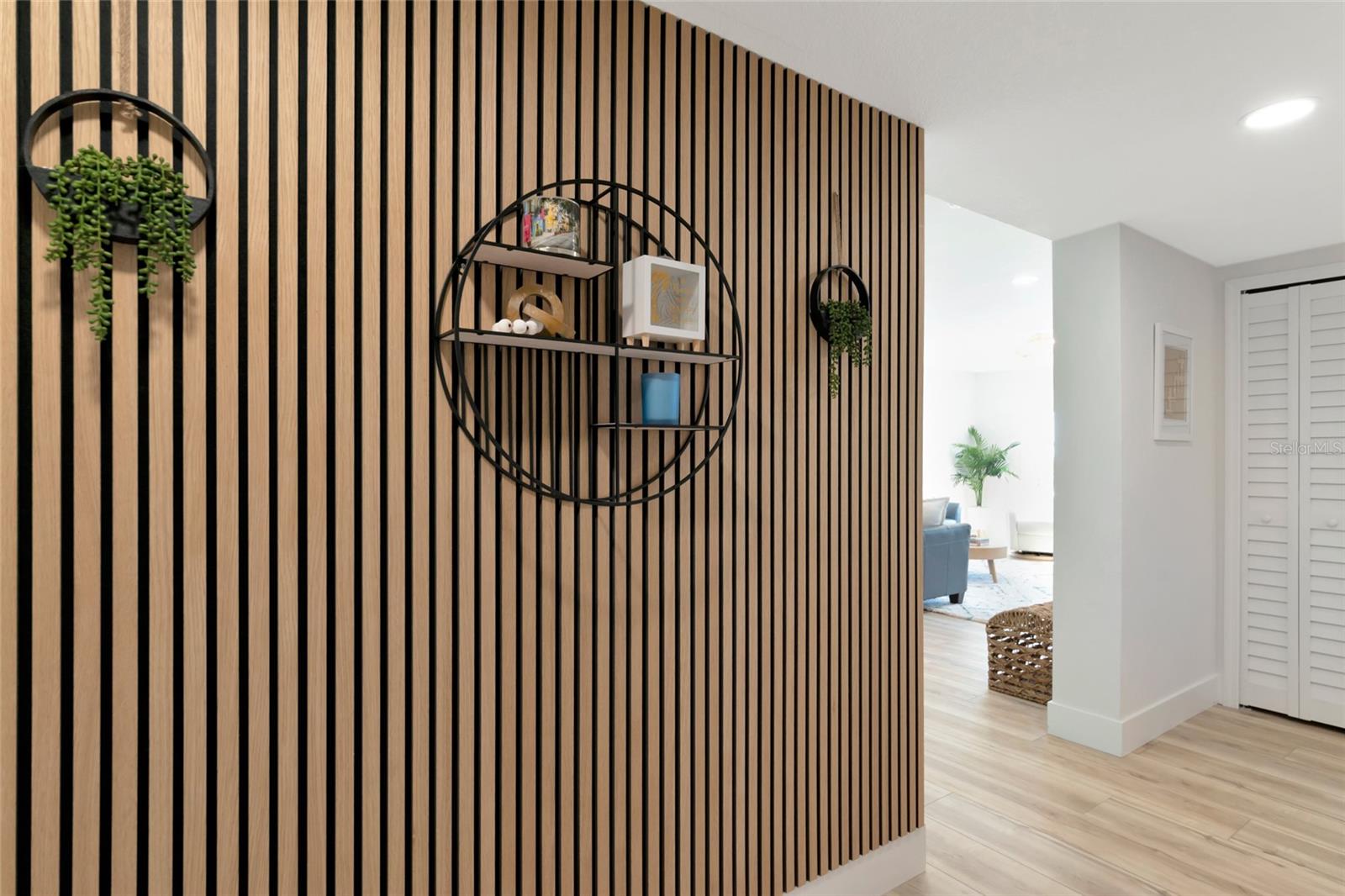 605 SUTTON PL #401-A, LONGBOAT KEY, FL, 34228