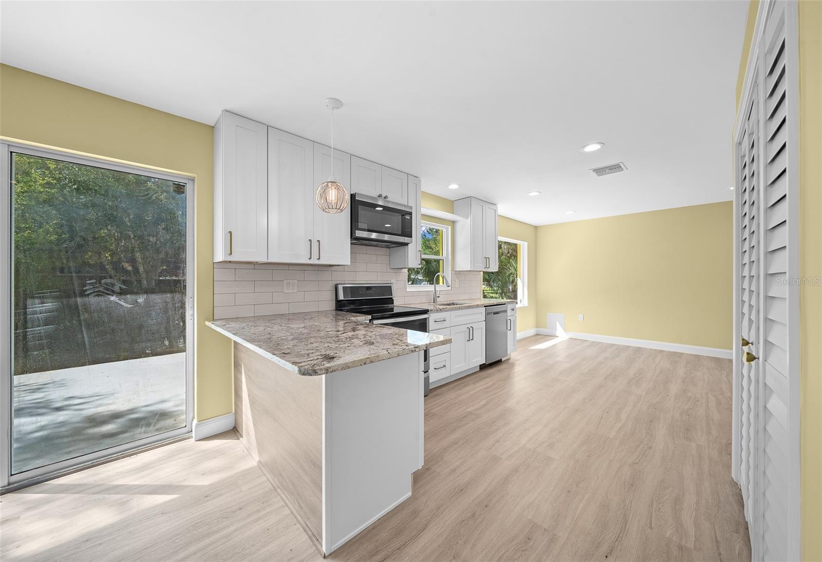 750 NE 12TH TER, CRYSTAL RIVER, FL, 34428