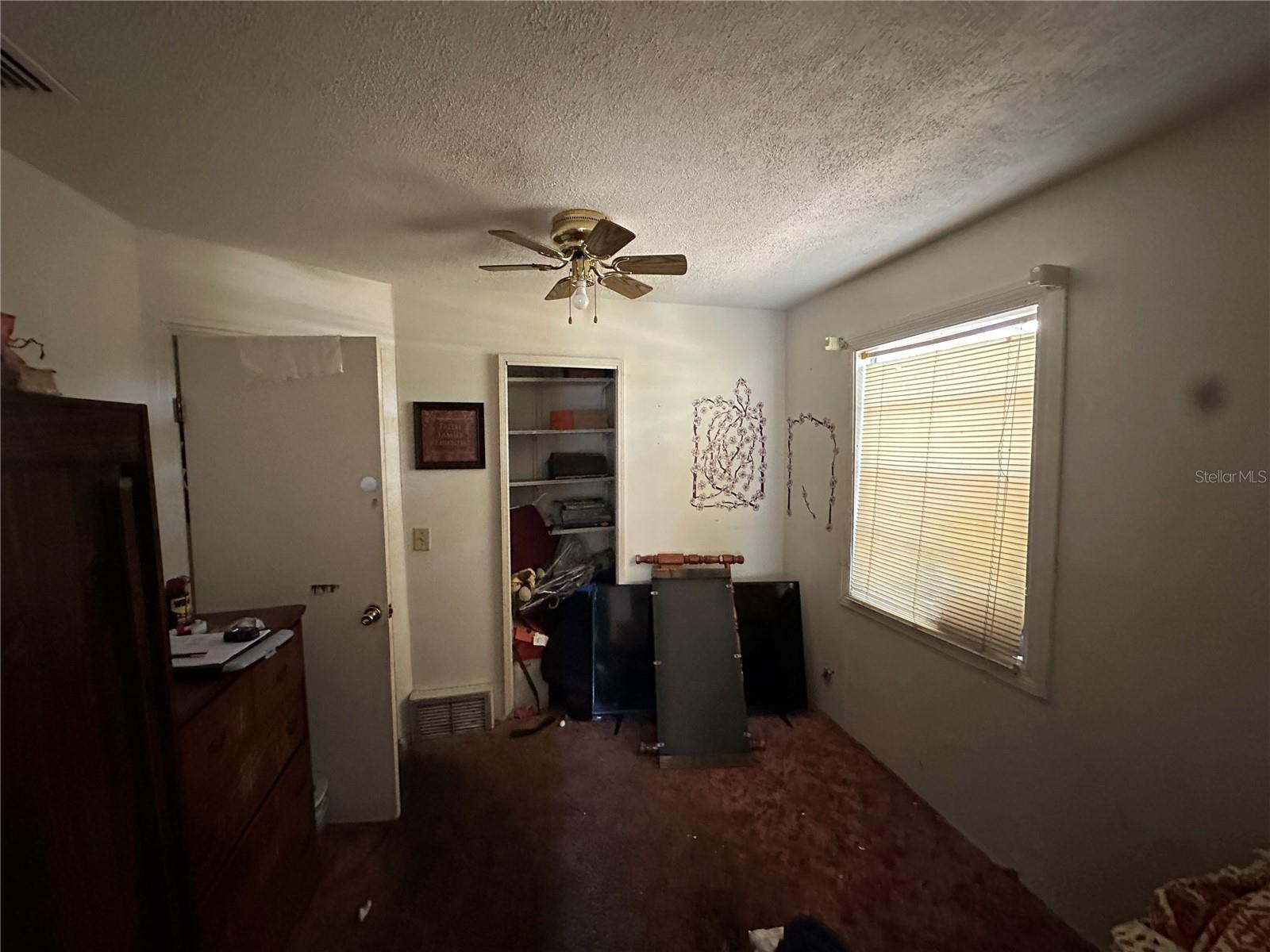 609 S. DISSTON AVE AVE, TARPON SPRINGS, FL, 34689