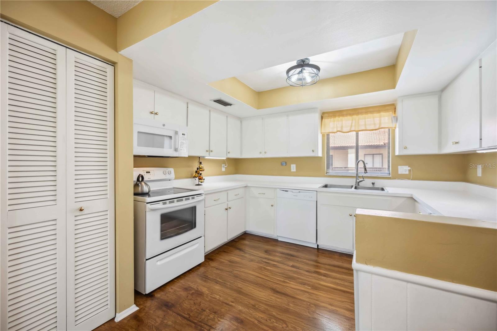 1111 W FAITH CIR #2004, BRADENTON, FL, 34212