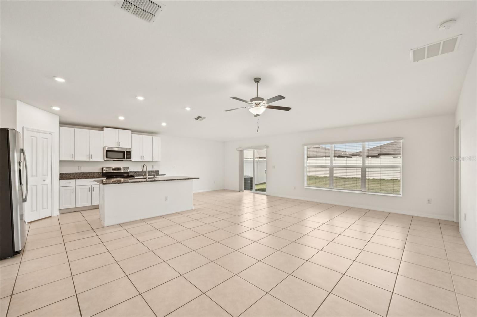 15709 HUNTER SPRINGS PL, SUN CITY CENTER, FL, 33573