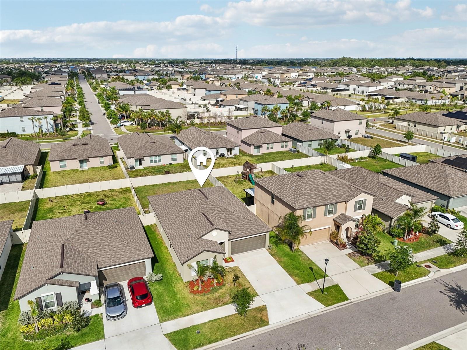 15709 HUNTER SPRINGS PL, SUN CITY CENTER, FL, 33573