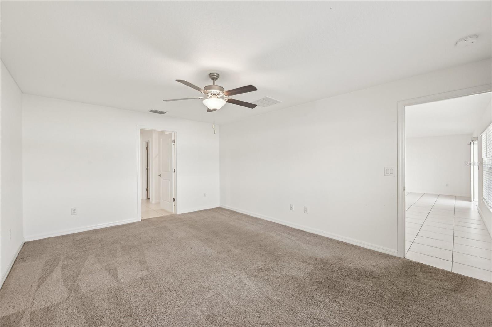 15709 HUNTER SPRINGS PL, SUN CITY CENTER, FL, 33573