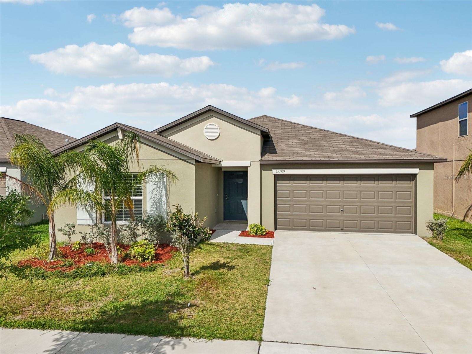 15709 HUNTER SPRINGS PL, SUN CITY CENTER, FL, 33573