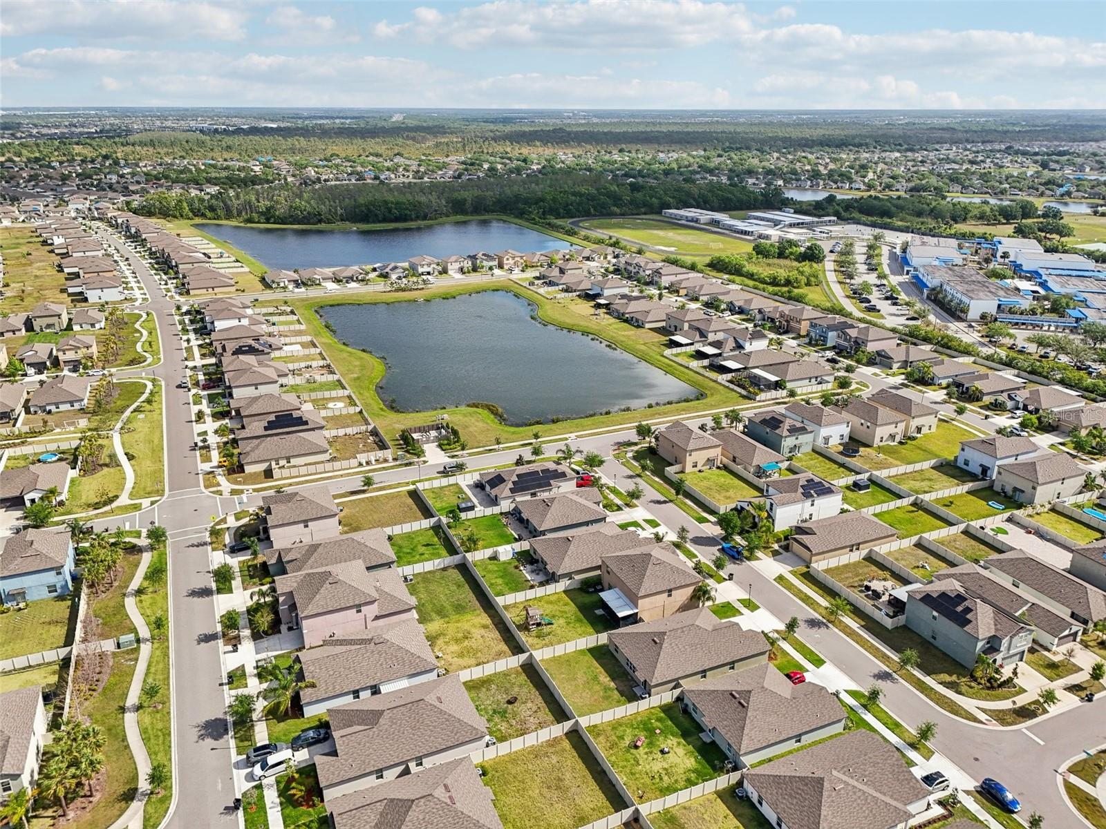 15709 HUNTER SPRINGS PL, SUN CITY CENTER, FL, 33573