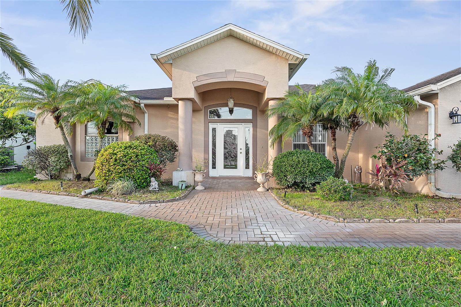 16 LONDON DR, PALM COAST, FL, 32137