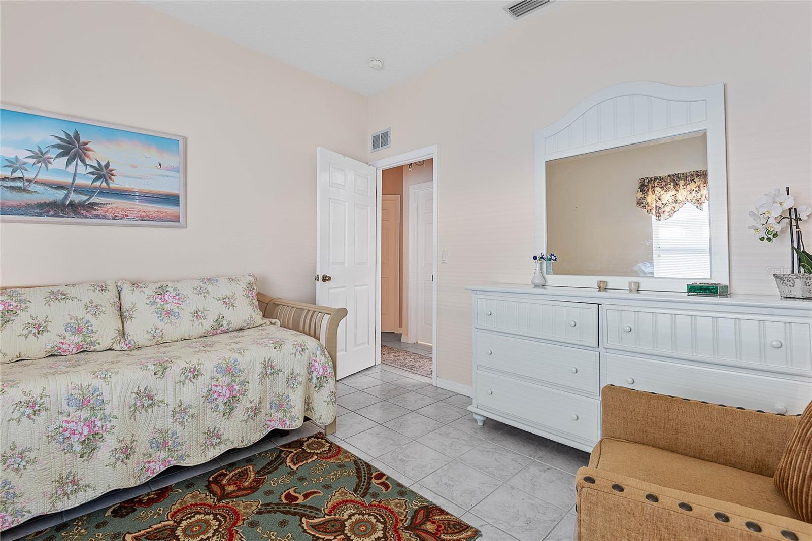 16 LONDON DR, PALM COAST, FL, 32137