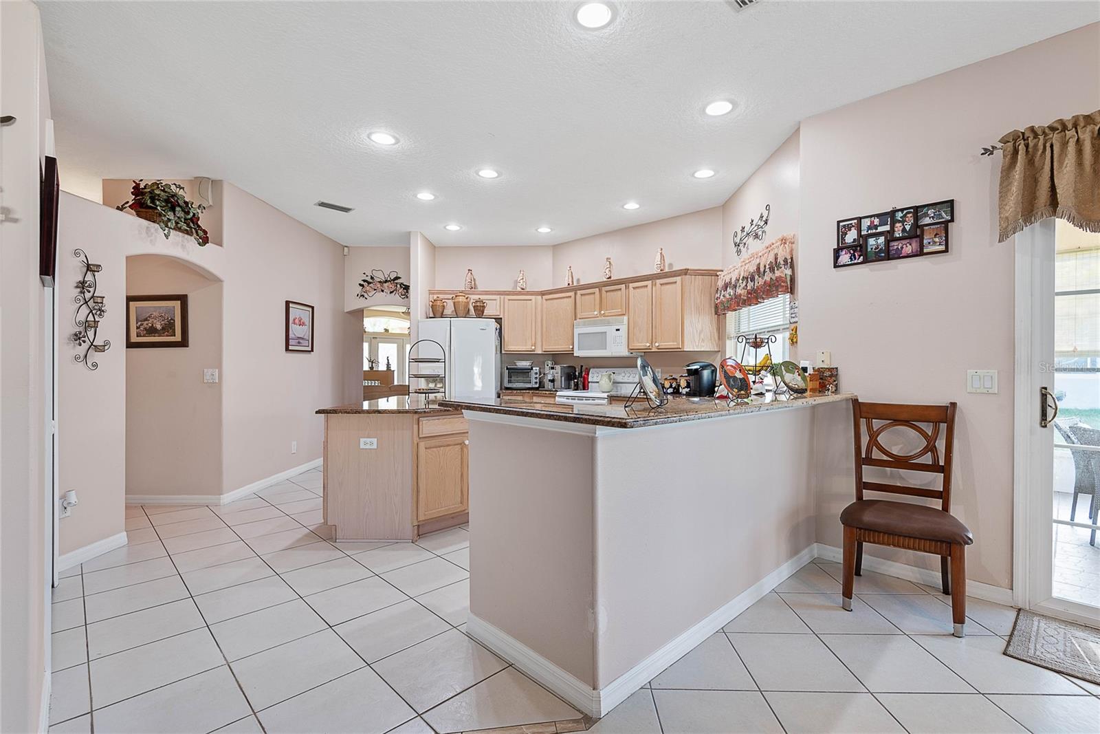 16 LONDON DR, PALM COAST, FL, 32137