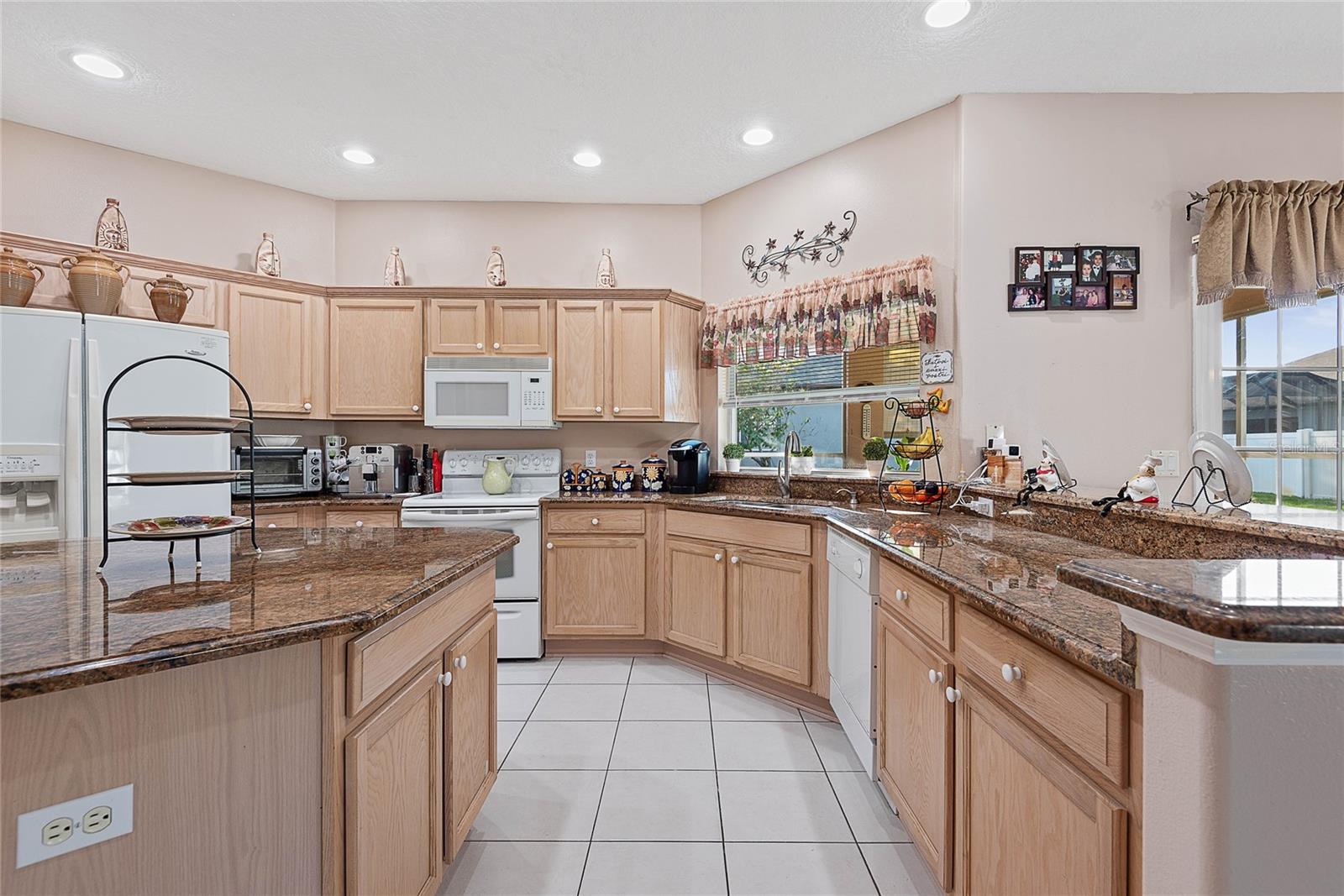 16 LONDON DR, PALM COAST, FL, 32137